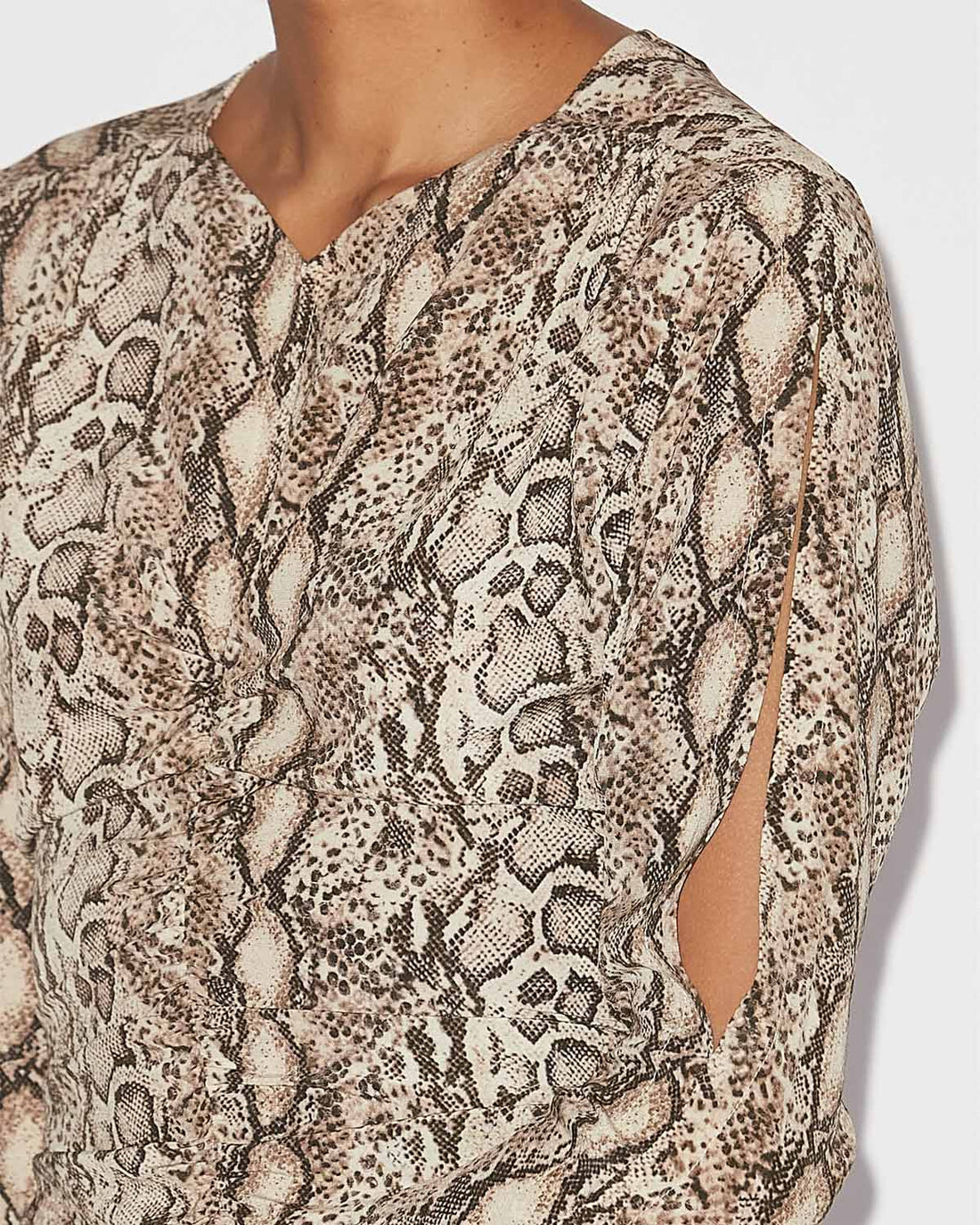 ROBE OCTAVIA