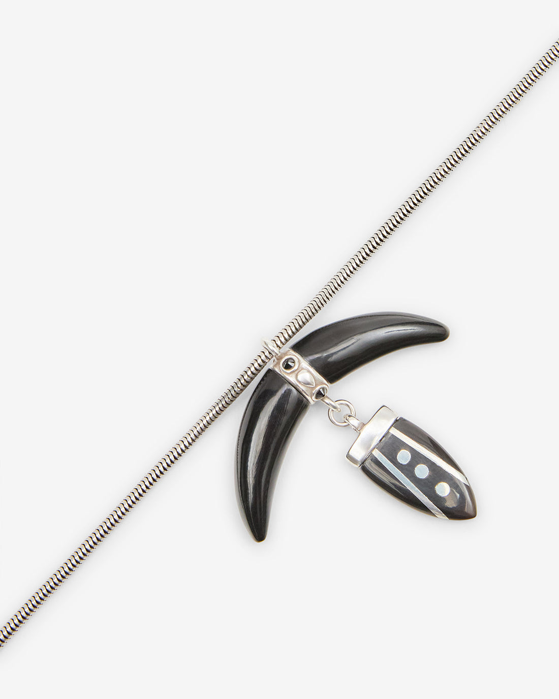 COLLIER CALA