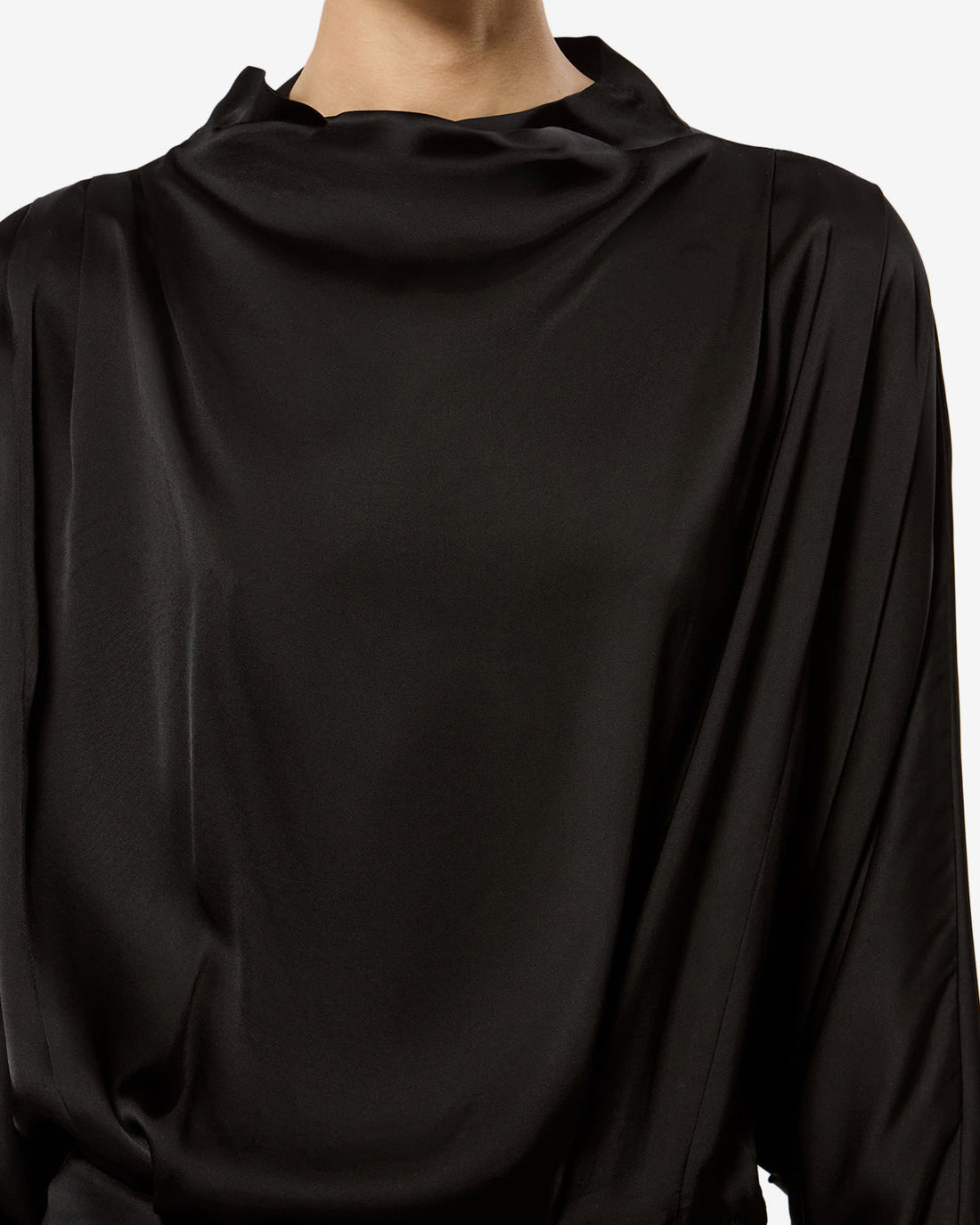 ROBE NELINE